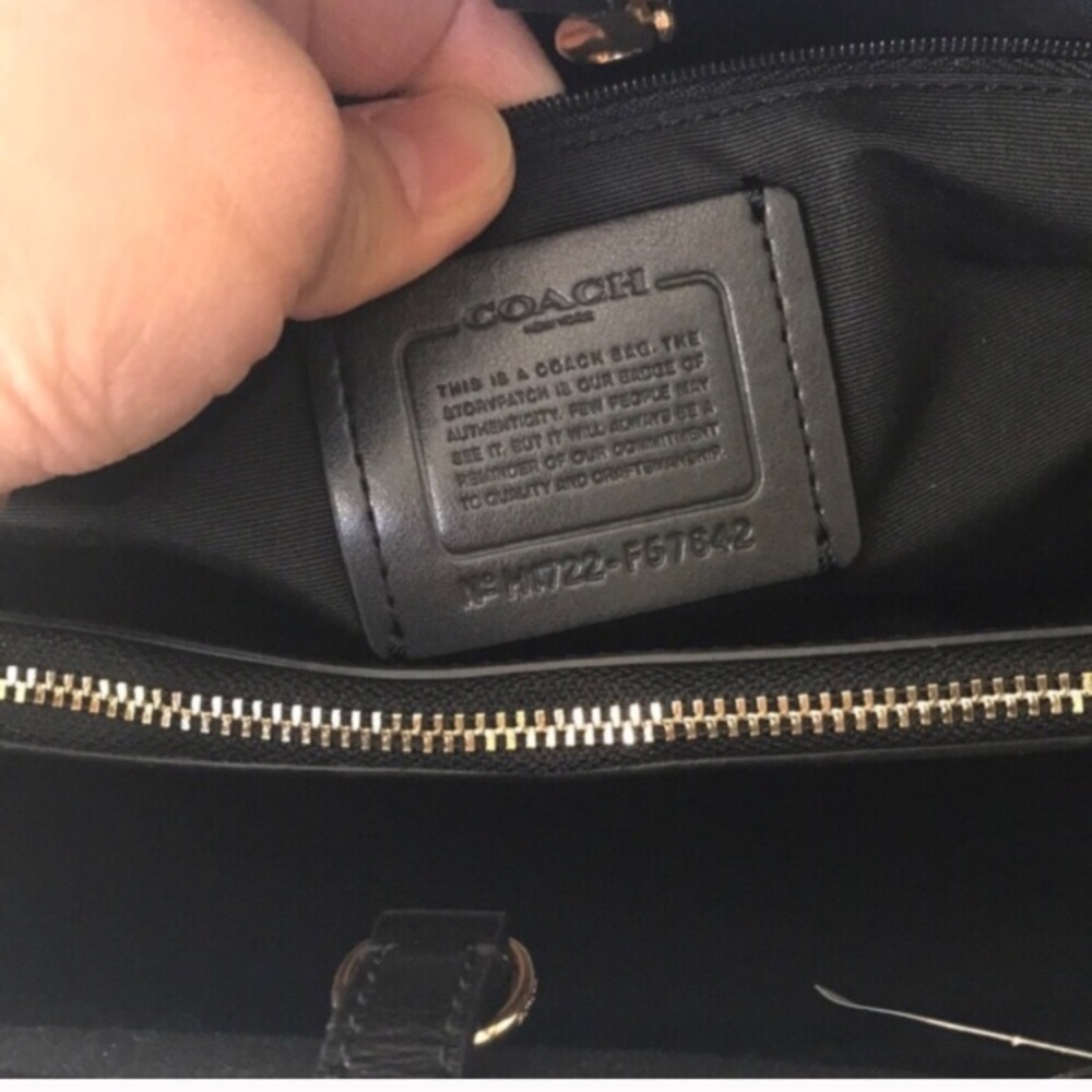 💦🌸coach carryall drawstring tote🌸shoulder bag - Picture 4 of 8